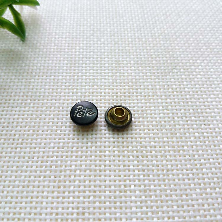 TFKD07 carve words brass rivet for denim /garment accessories
